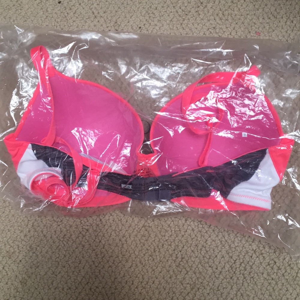 Victoria’s Secret PINK Bra - Picture 2 of 2